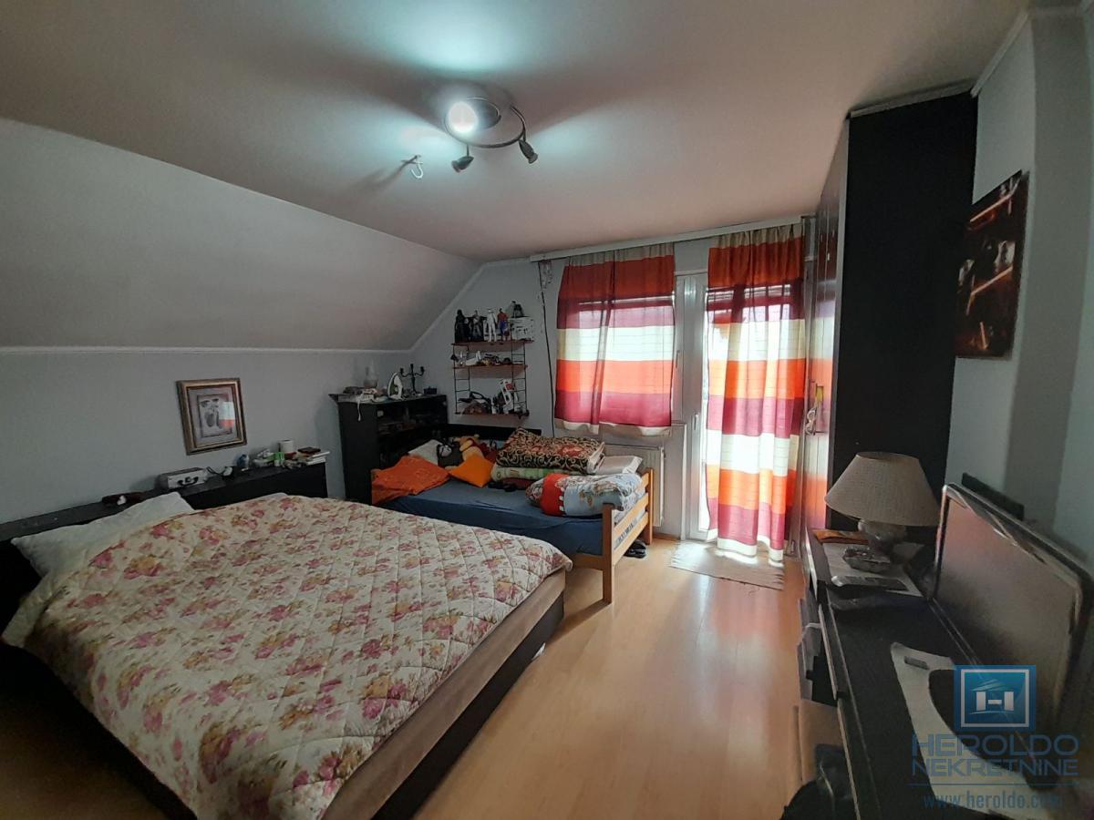 Na prodaju kuća u Ćupriji 17