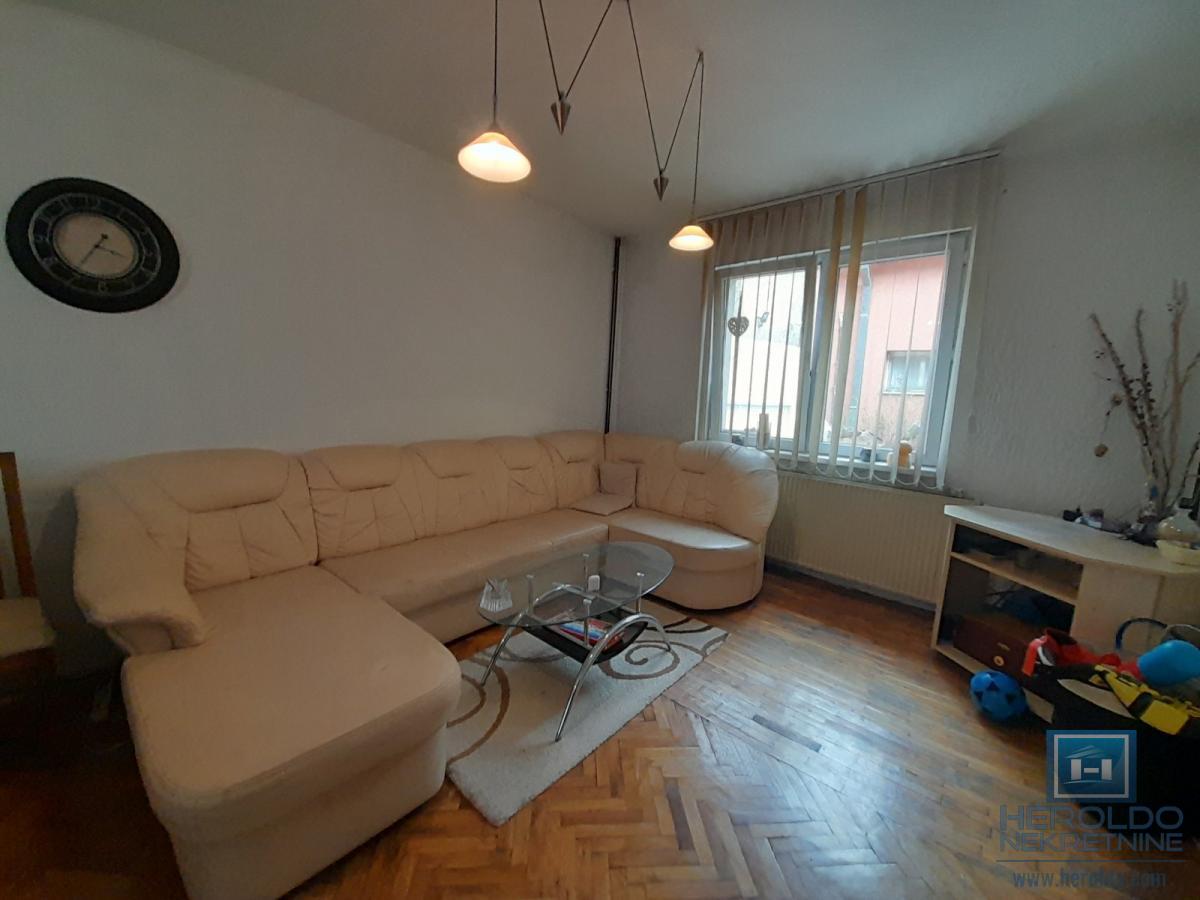 Na prodaju kuća u Ćupriji 10