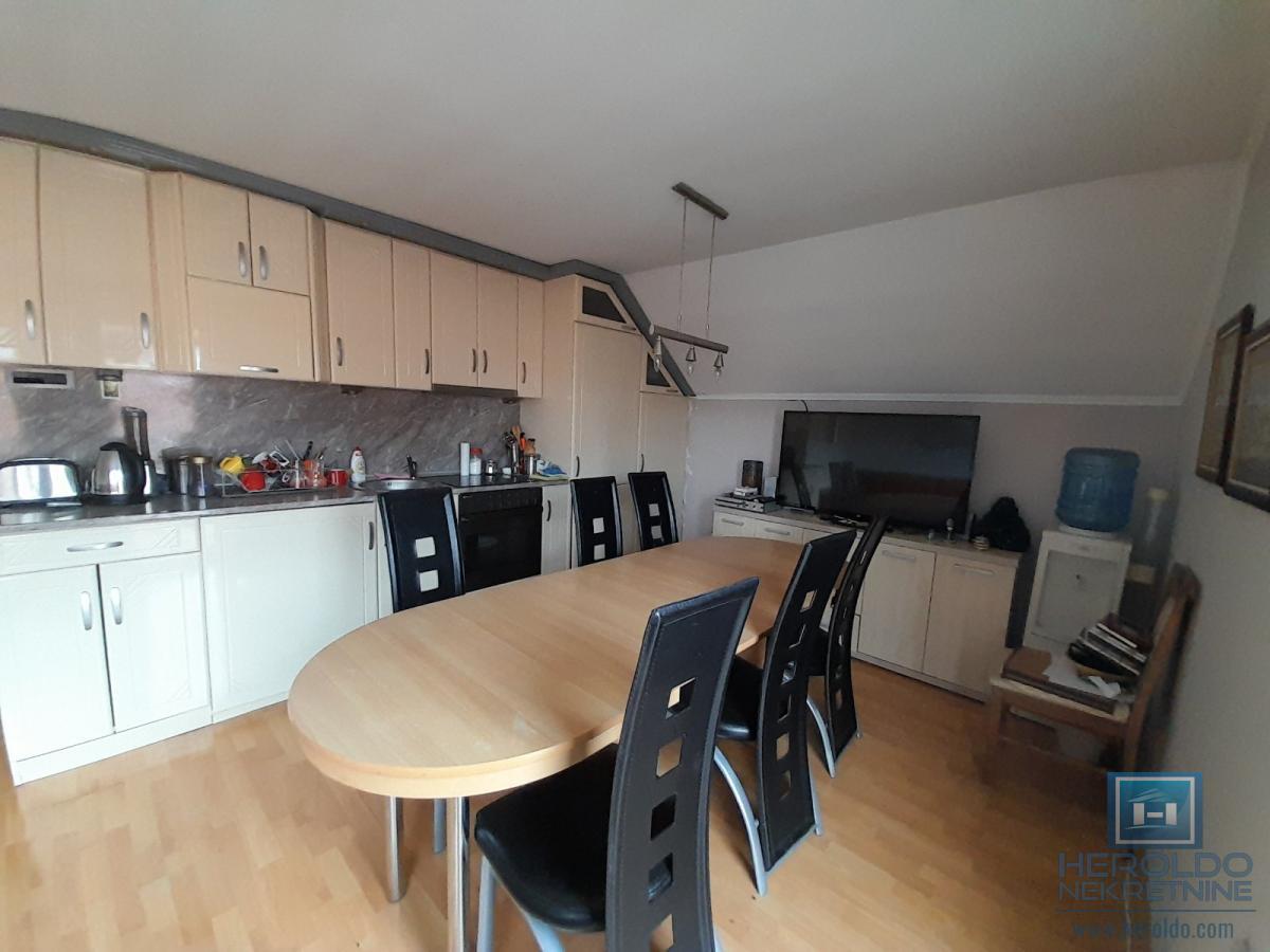 Na prodaju kuća u Ćupriji 11