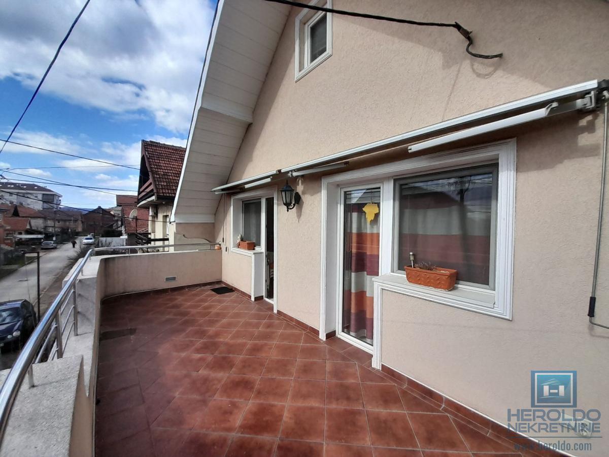 Na prodaju kuća u Ćupriji 6