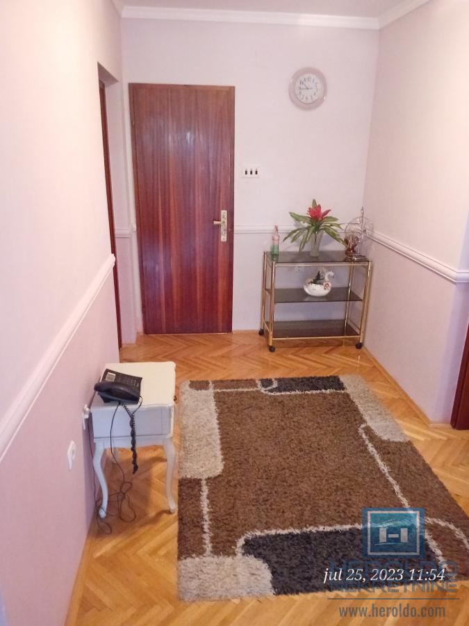 Na prodaju kuća u Ćupriji 16