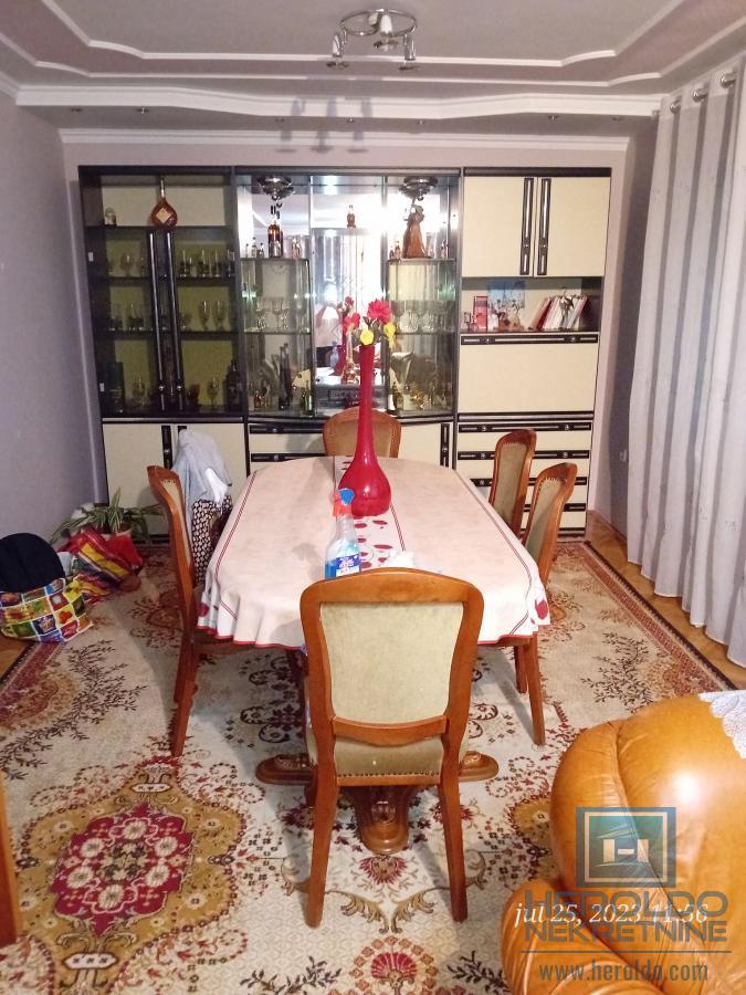 Na prodaju kuća u Ćupriji 22