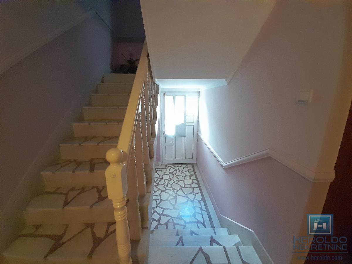 Na prodaju kuća u Ćupriji 14