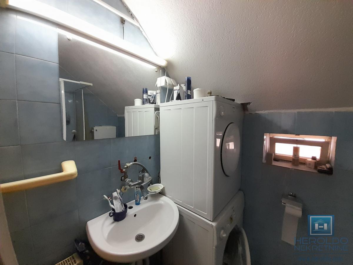 Na prodaju kuća u Ćupriji 27