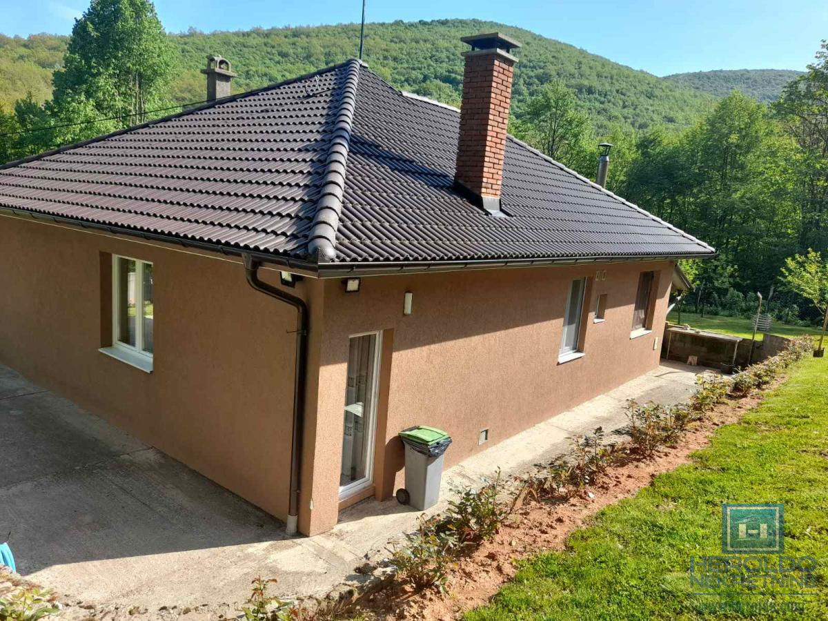 Na prodaju kuća u Sisevcu 28