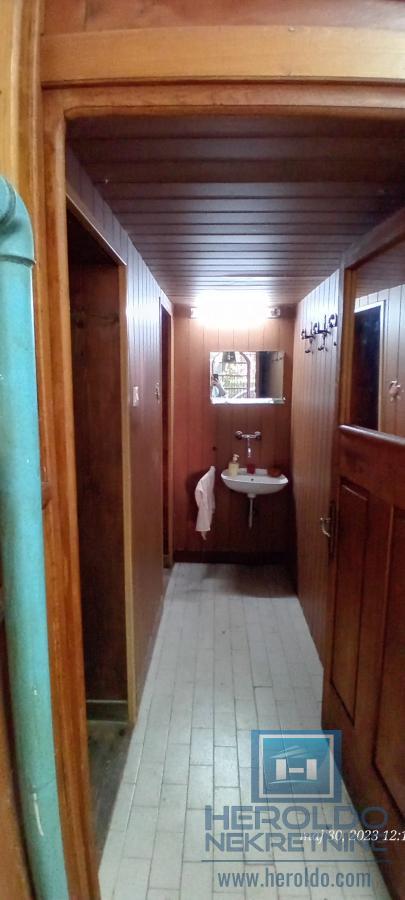 Na prodaju lokal u Ćupriji 10