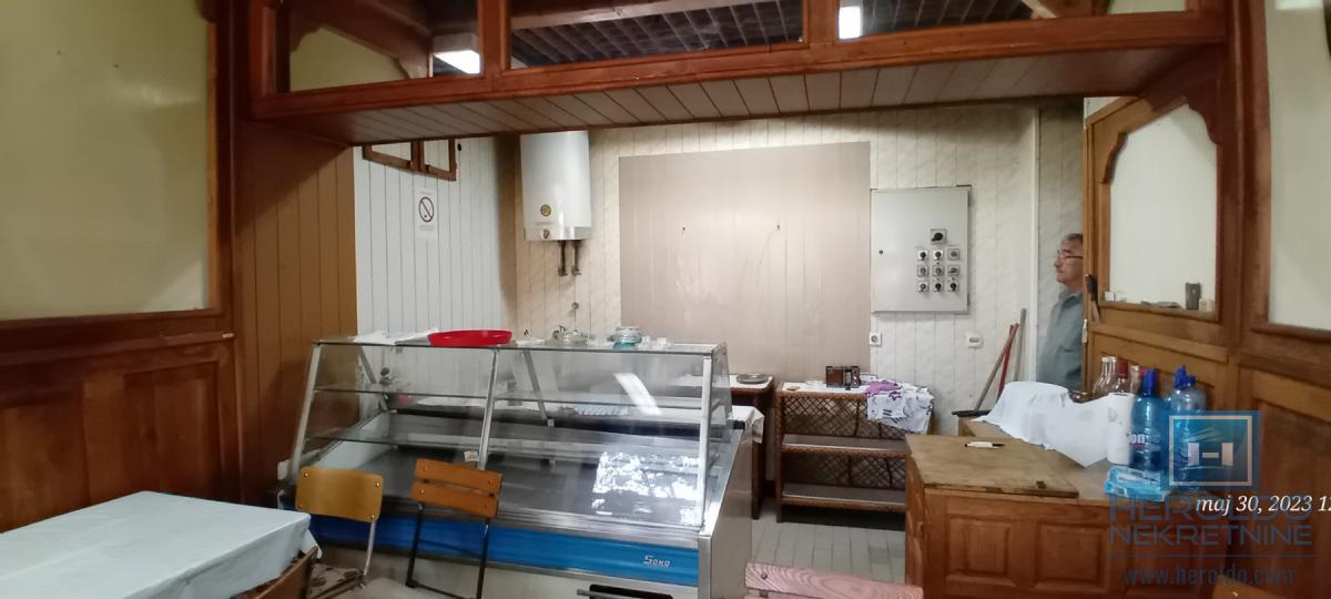 Na prodaju lokal u Ćupriji 4