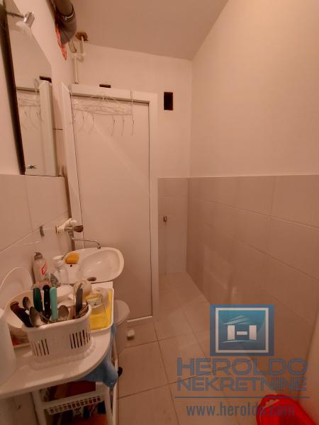 Na prodaju lokal u Jagodini 8