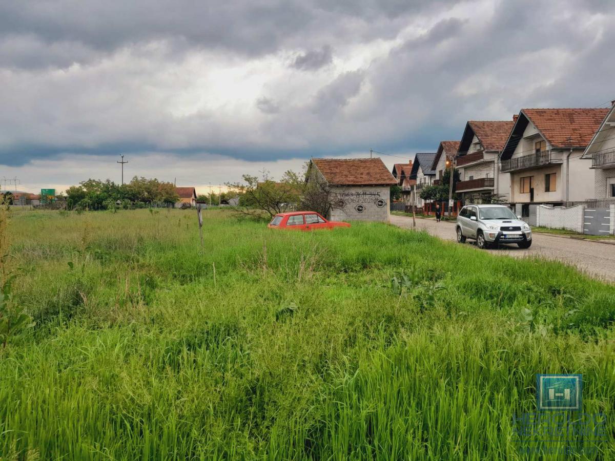 Na prodaju plac u Ćupriji 3