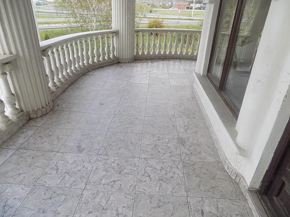 Na prodaju poslovni objekat 22