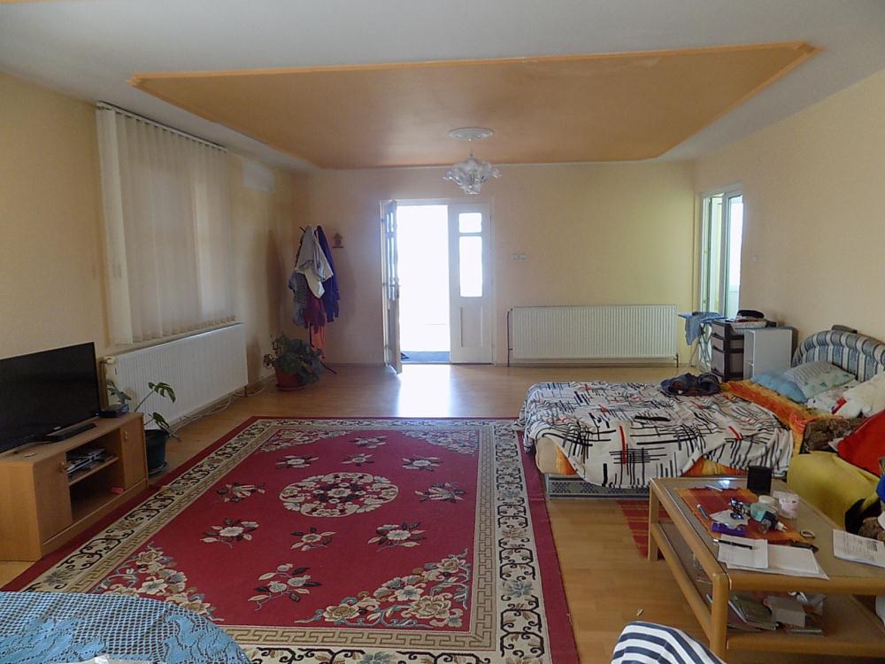 Na prodaju poslovni objekat 14