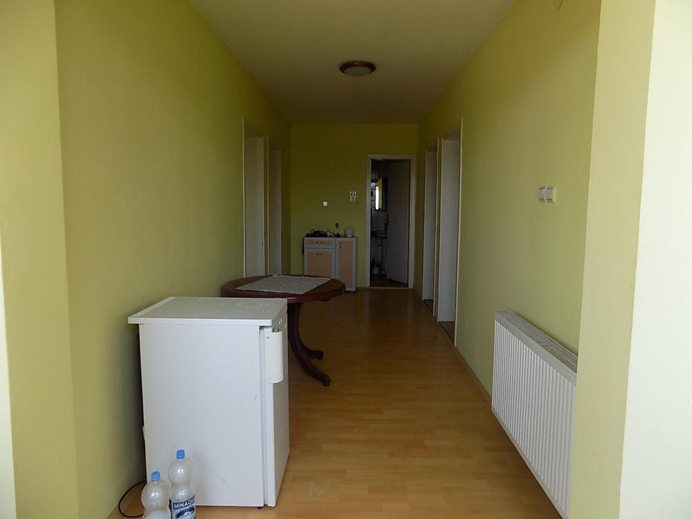 Na prodaju poslovni objekat 17