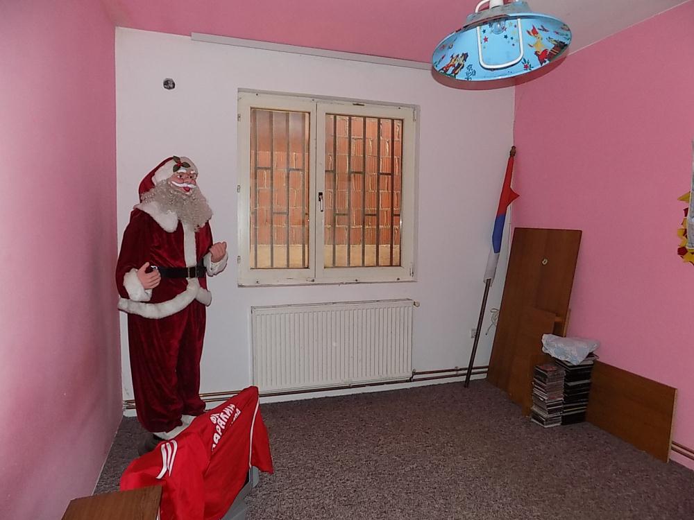 Na prodaju poslovni objekat 19