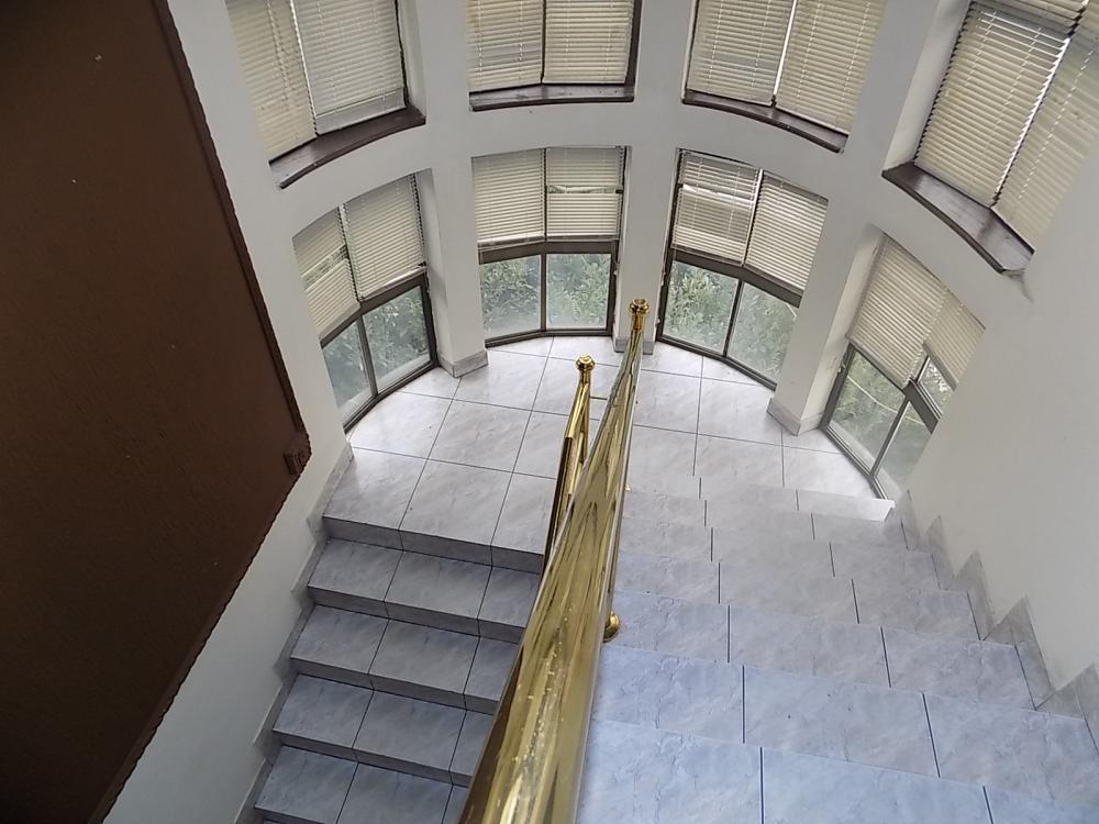 Na prodaju poslovni objekat 5