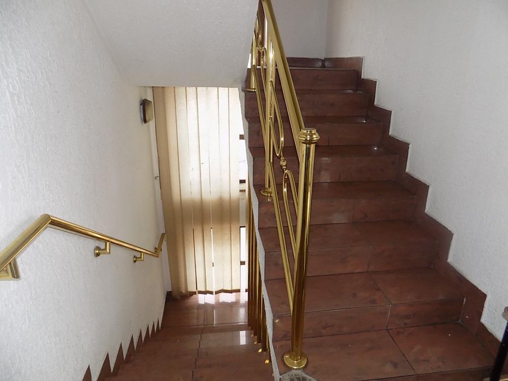 Na prodaju poslovni objekat 12