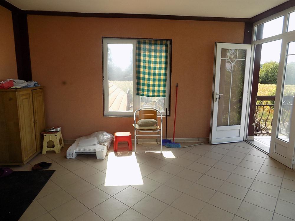 Na prodaju poslovni objekat 12