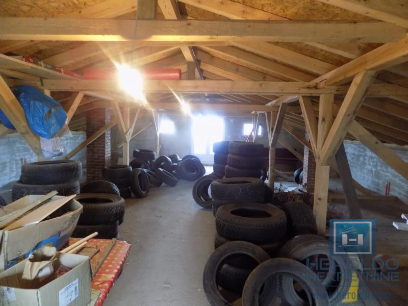 Na prodaju poslovno-stambeni objekat na odličnoj lokaciji 14