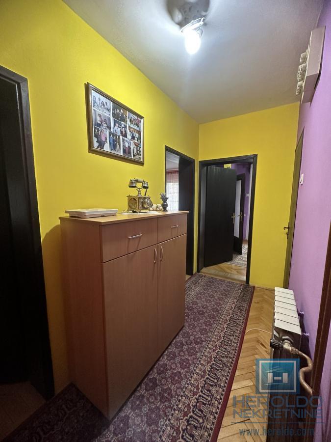 Na prodaju spratna kuća u Ćupriji 8