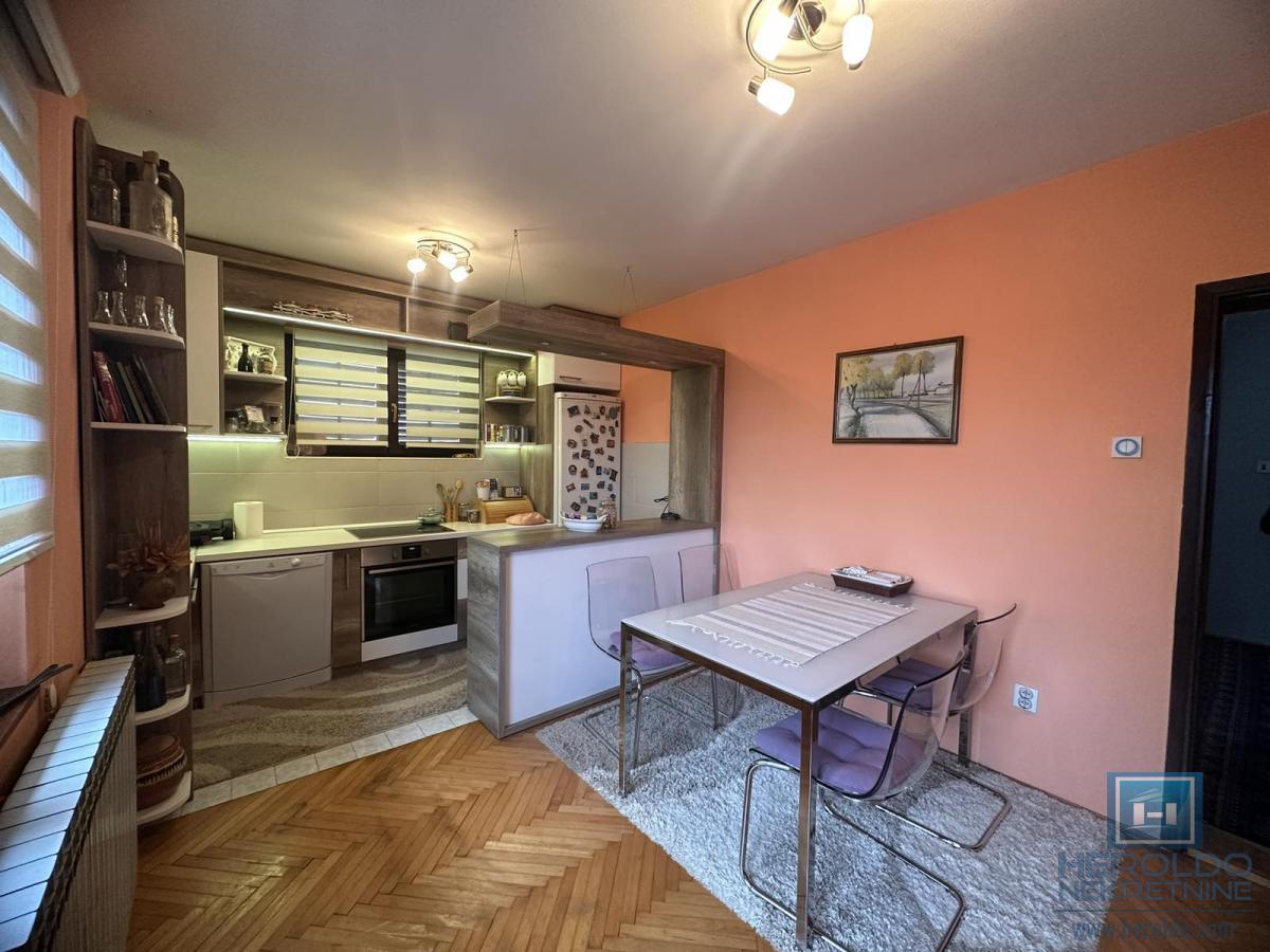 Na prodaju spratna kuća u Ćupriji 2