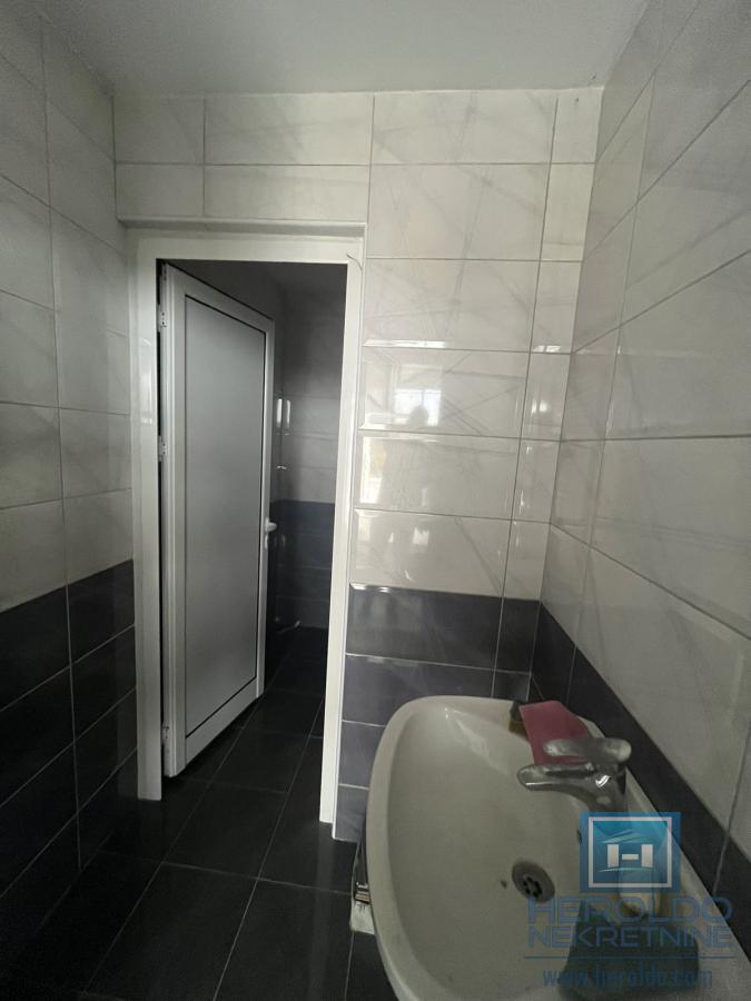 Nova hala u industrijskoj zoni 4