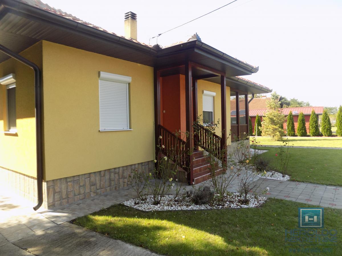 Nova kuća bez ulaganja na Karđorđevom brdu 23