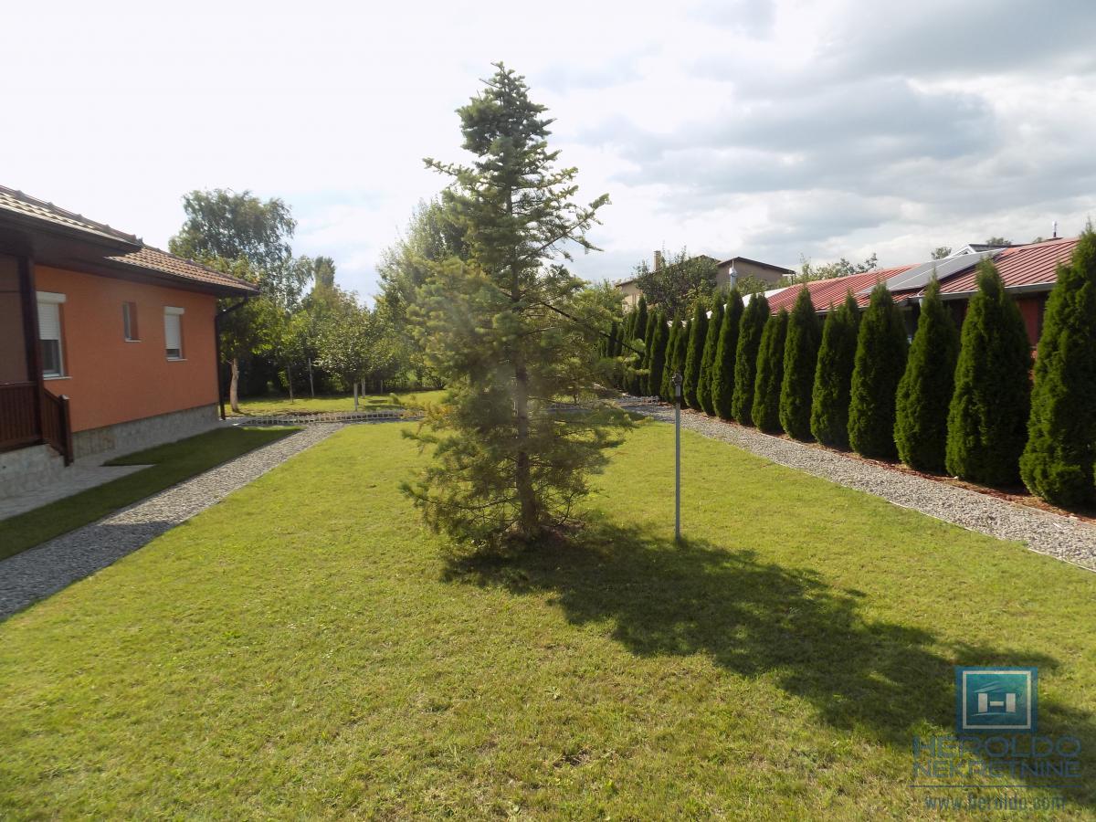 Nova kuća bez ulaganja na Karđorđevom brdu 10