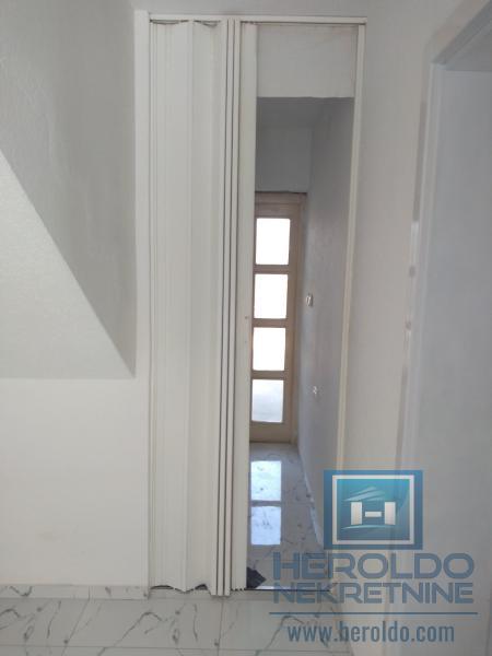 odlicna kuca sa placem u mirnom kraju 21