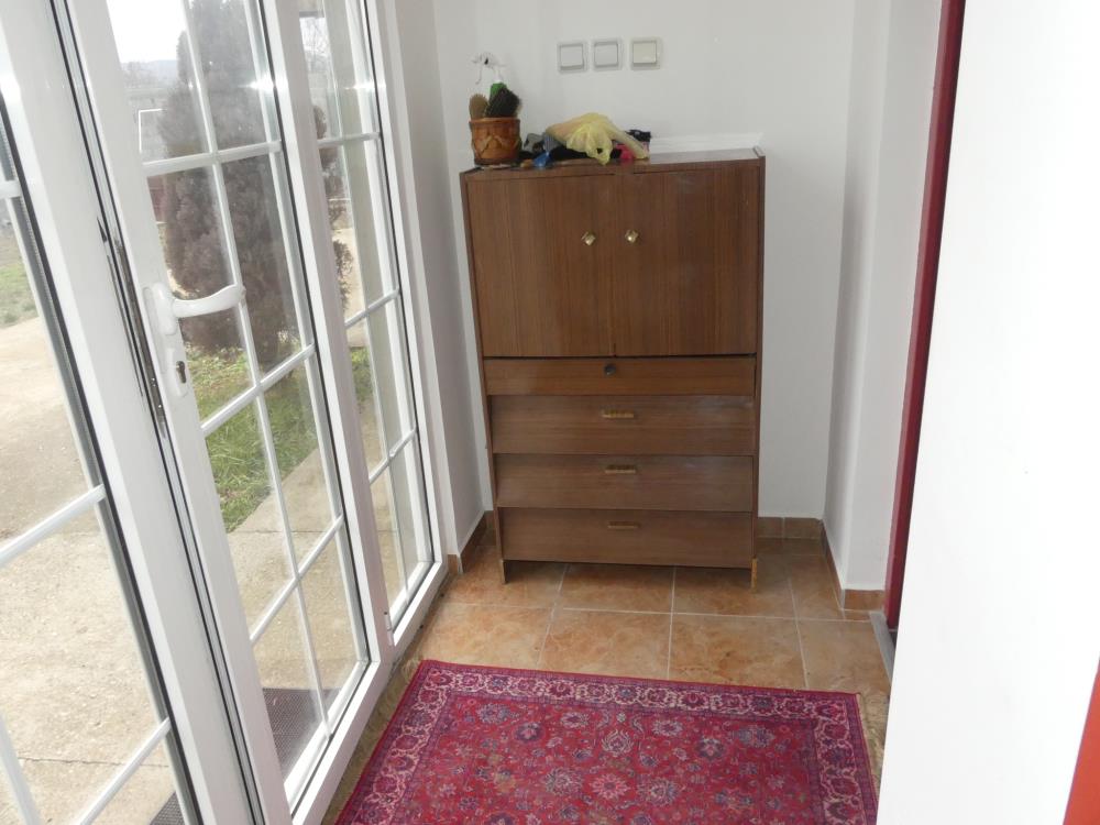 Odlična kuća u mirnom delu grada 1