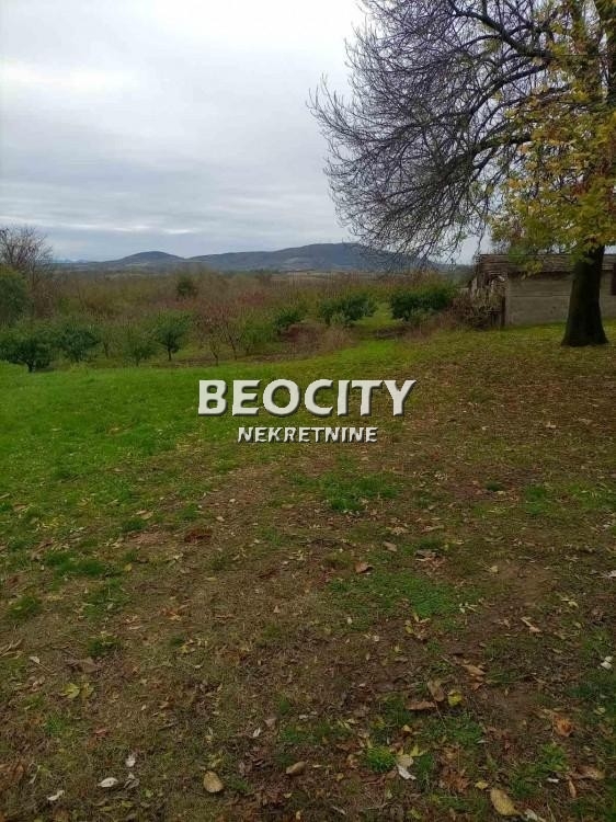 Plac, Sopot, Ljubivoja Gajića ID: 104574 8