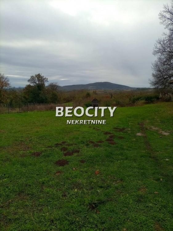 Plac, Sopot, Ljubivoja Gajića ID: 104574 9