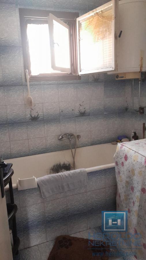 Porodična kuća na selu 20