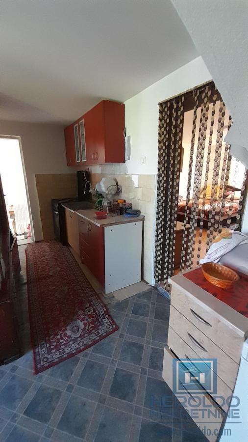 Porodična kuća na selu 25