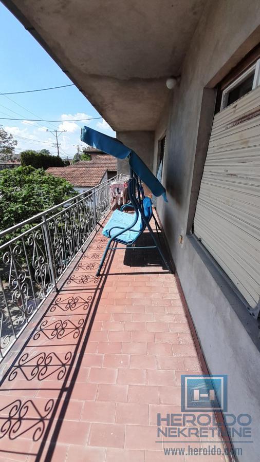 Porodična kuća na selu 17