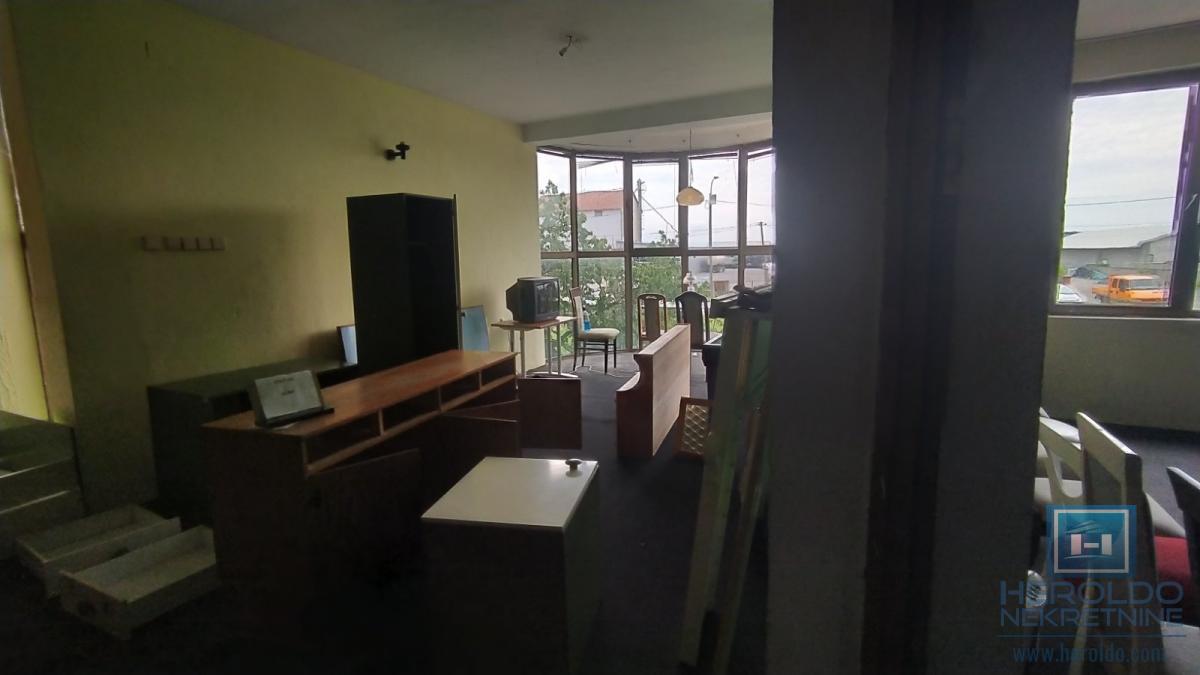 Poslovna zgrada, jedinstvena ponuda salon nameštaja za izdavanje 16