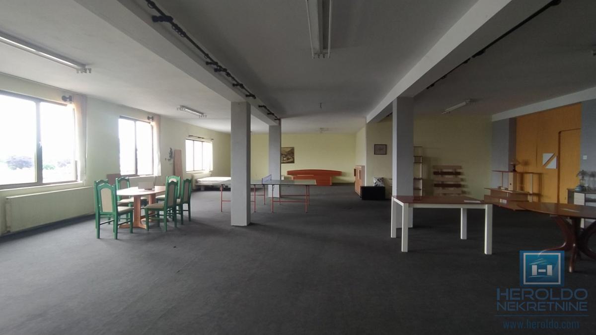 Poslovna zgrada, jedinstvena ponuda salon nameštaja za izdavanje 18