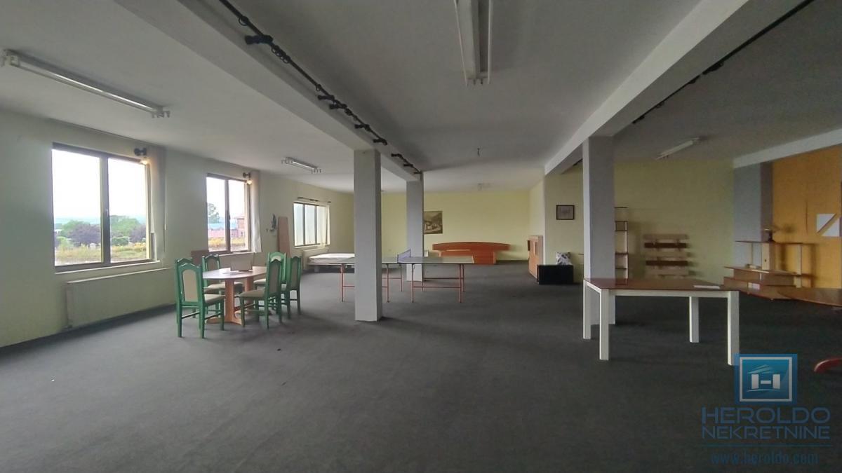 Poslovna zgrada, jedinstvena ponuda salon nameštaja za izdavanje 19