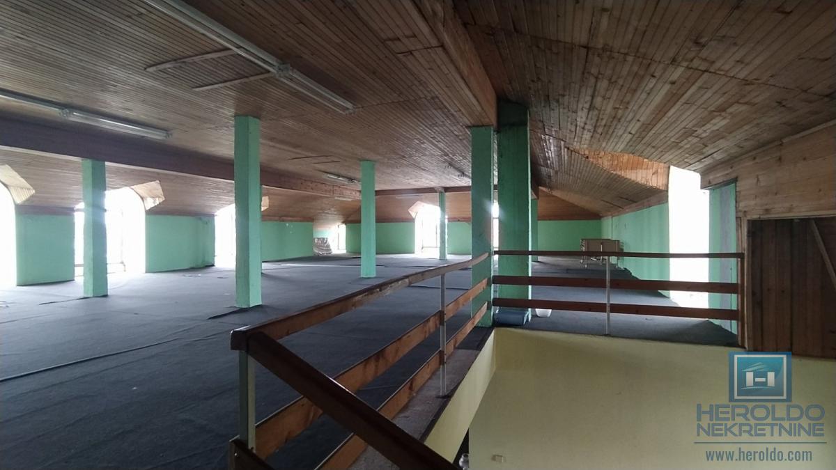 Poslovna zgrada, jedinstvena ponuda salon nameštaja za izdavanje 21