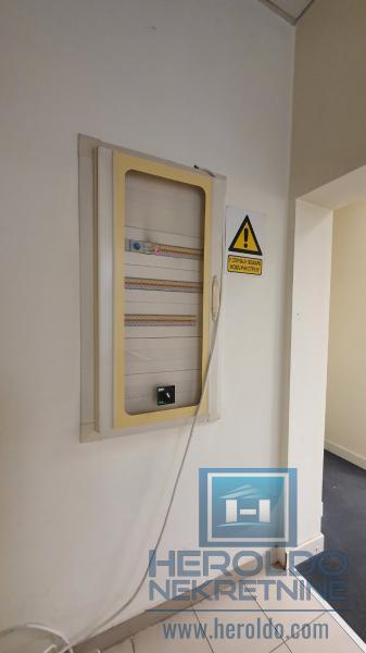 Poslovni prostor, centar, Jagodina 27