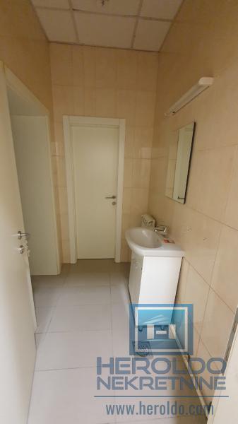 Poslovni prostor, centar, Jagodina 29