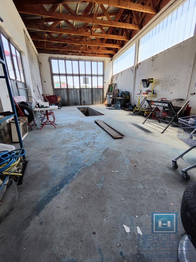 Poslovni prostor - hala i lokal 2