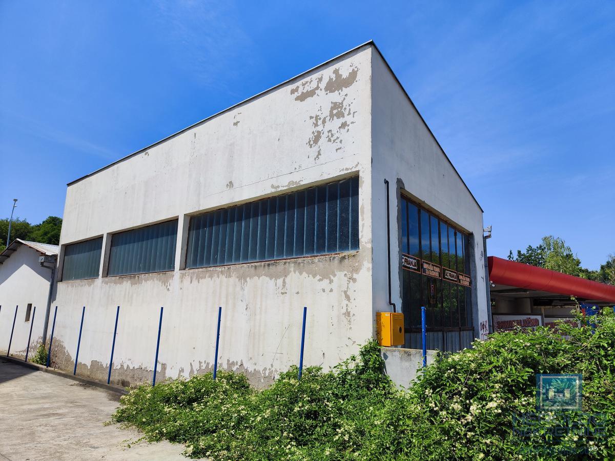 Poslovni prostor - hala i lokal 3