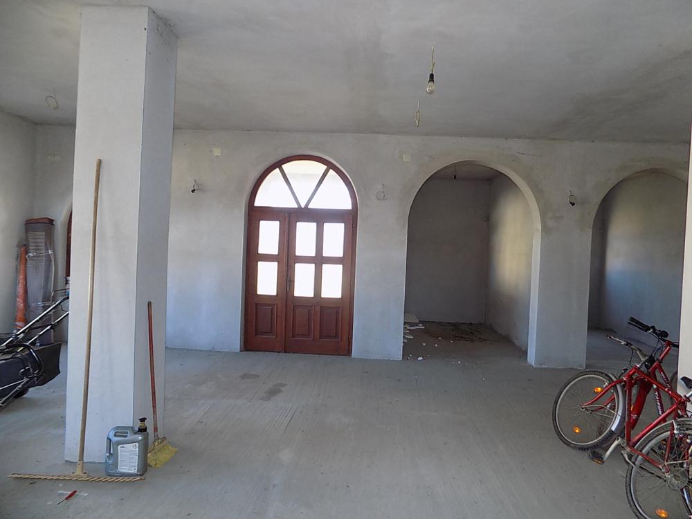 Poslovni prostor za izdavanje 8