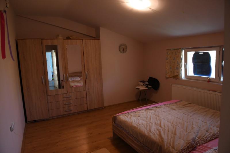 Poslovno stambeni objekat 12