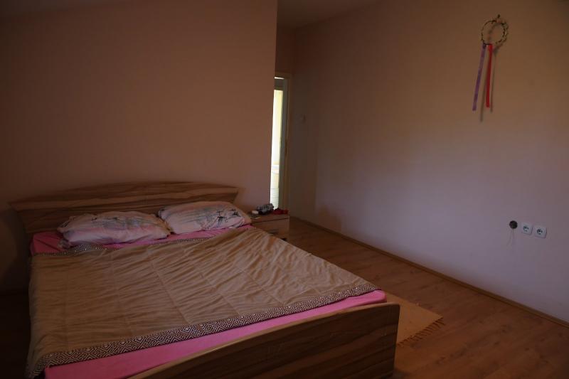 Poslovno stambeni objekat 32