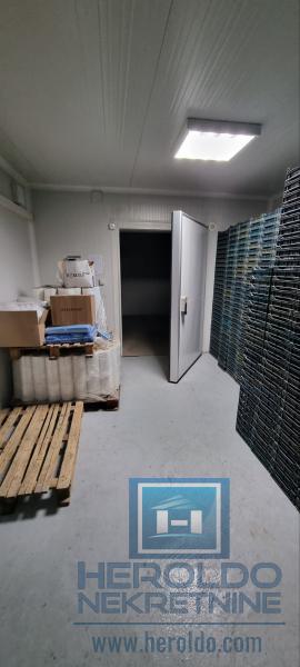 Poslovno stambeni prostor 11