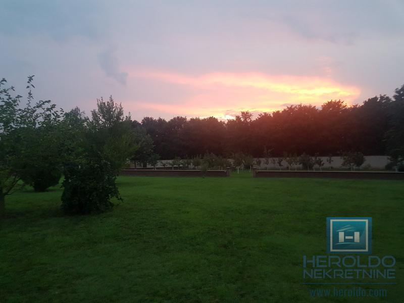 prodaja - lux kuća, Jagodina 26