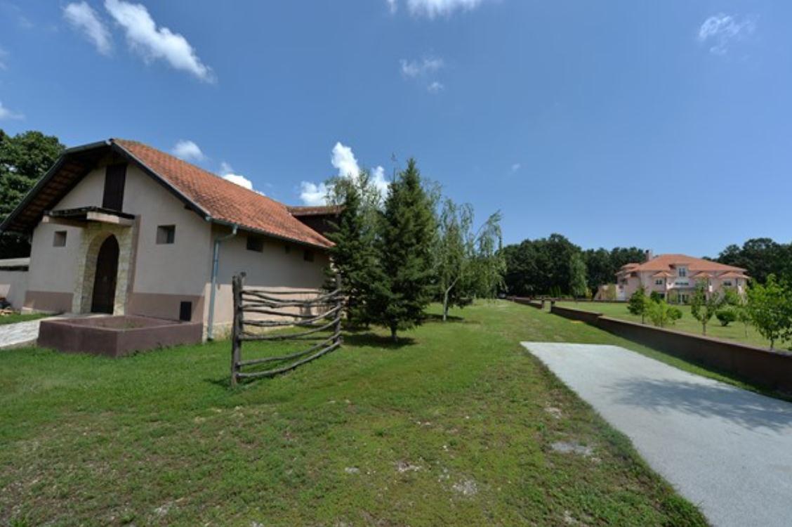 prodaja - lux kuća, Jagodina 6