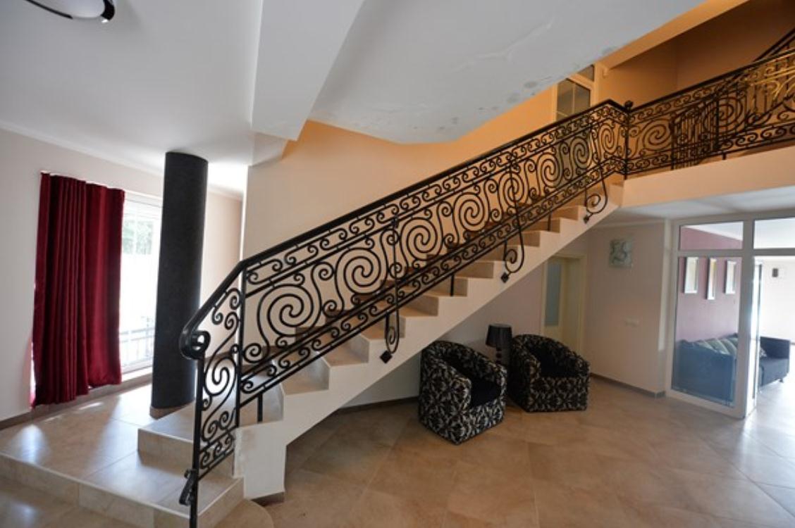 prodaja - lux kuća, Jagodina 13