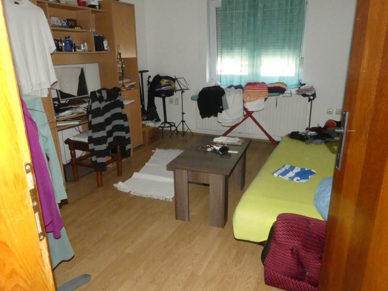 Prodaja - spratna kuća, Strelište 1