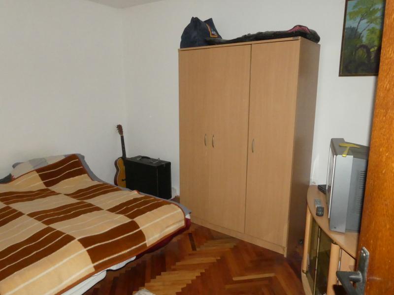 Prodaja - spratna kuća, Strelište 4